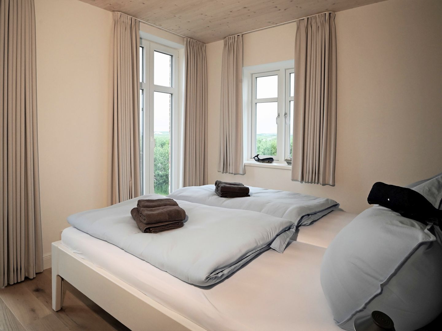 Haus Wena Walfask Elternschlafzimmer Bett Ausblick